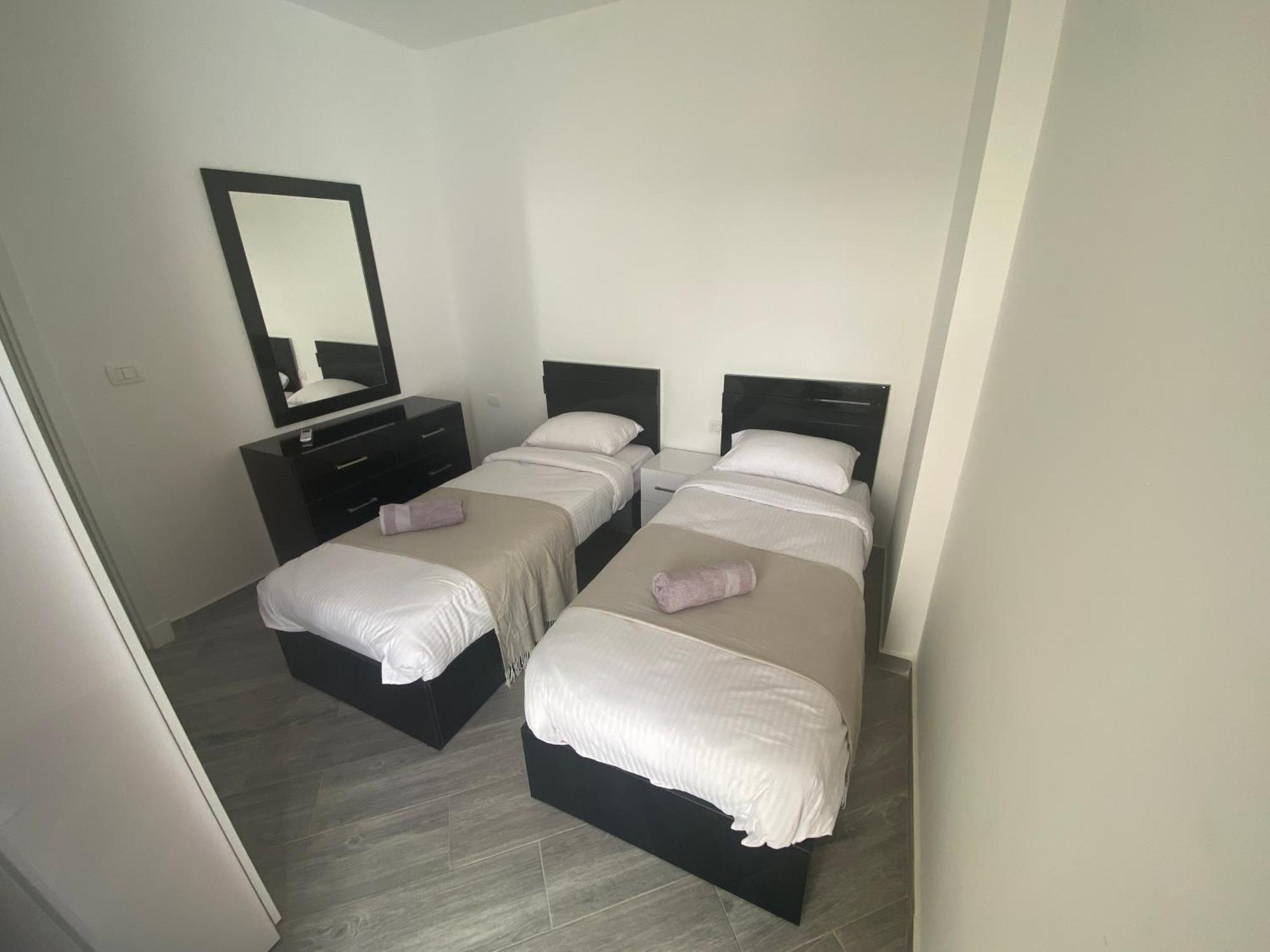 3Br 2Ba Serene Escape 4 Pools 1 Heated In The Winter Free Wifi Restaurant And Onsite Shop Hurghada Buitenkant foto