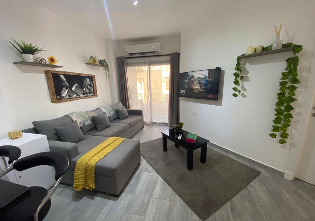 3Br 2Ba Serene Escape 4 Pools 1 Heated In The Winter Free Wifi Restaurant And Onsite Shop Hurghada Buitenkant foto